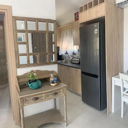 Melivia Luxury Apartment *